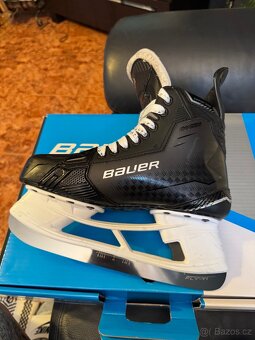 Brusle Bauer Supreme Shadow Int - 2