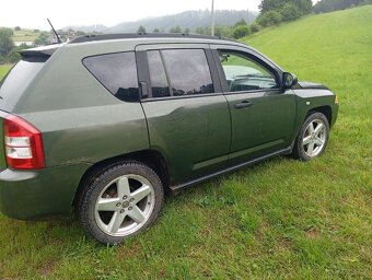 Jeep Compass - 2