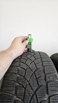 Zimní pneumatiky 235/50/19, Dunlop, DOT2720 - 2