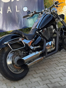 Suzuki Intruder 1500 VL - 2
