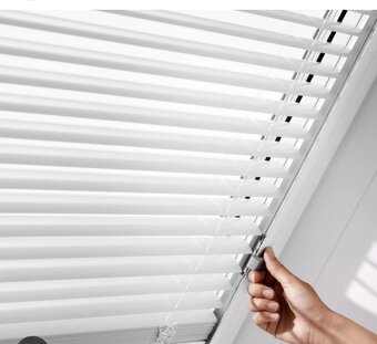 Velux - originální žaluzie GGL MO8 a GGL PO8 - 2