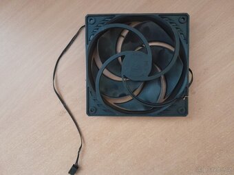 ARCTIC P12 Silent IHNED K PRODEJI VENTILÁTOR - 2