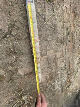 Zemní vruty 60 cm a víčka na trubku prům. 60 mm - 2