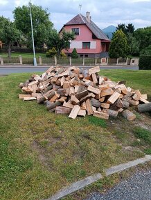 Prodám štípané palivové dřevo suché - 2