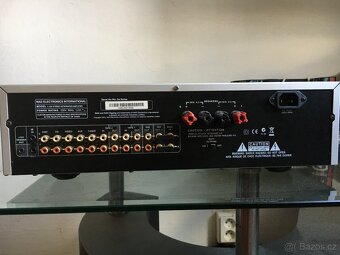 NAD C 352 v super stavu - 2