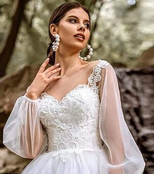 NOVÉ svatební šaty LORI s rukávy - 2