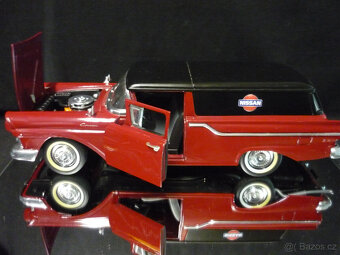 Ford Ranchero Delivery 1957 Road Legends 1/18 - 2