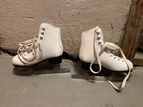 Dětské brusle 28 - 2