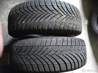 Prodám Sadu pneu 185/65/15 Semperit Zimni - 2
