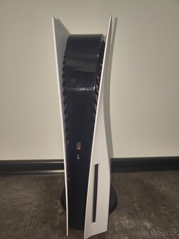 PlayStation 5 (verze s mechanikou) + hry - 2