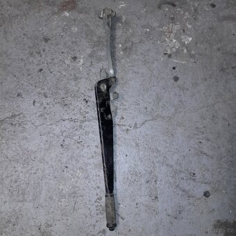 Skoda 105 120 rucni brzda - 2