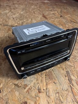 Radio SWING - ŠKODA SUPERB II  - 2