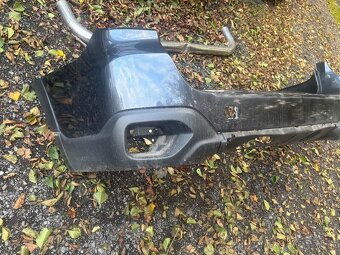 Zadní nárazník Outback 2021 - 2