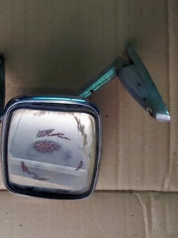 Zrcátko na prvomodel škoda 100 - 2