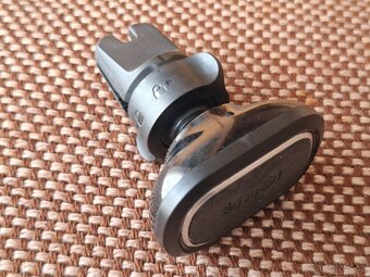 Držák mobilu do auta - 2