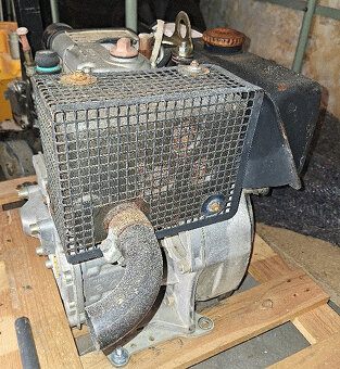 Prodám diesel motor HATZ 1D41S (SUPRA) - 2
