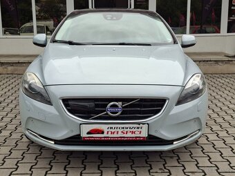 VOLVO V40 2.0D3 110kW AUT -1.MAJITEL - 2