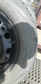 Zimní pneumatiky a plechové disky škoda fabia - 2