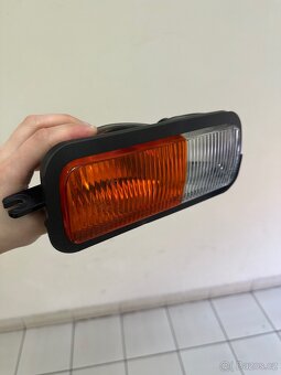 Směrové světlo, blinkr přední pravý Lada Niva svícením - 2