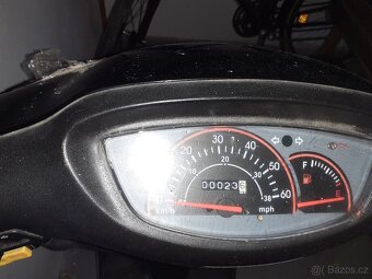 Prodám skutr 50ccm dvoutakt nový - 2