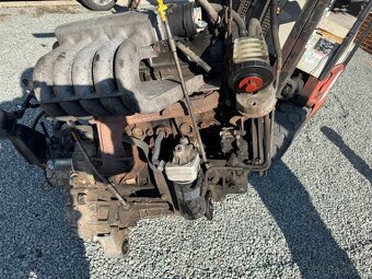 Motor 2.4d ABB T4 57kw - 2
