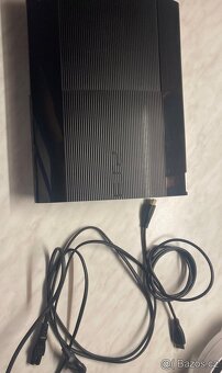 PS3 super slim - 2