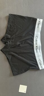 Calvin Klein- Nové - 2