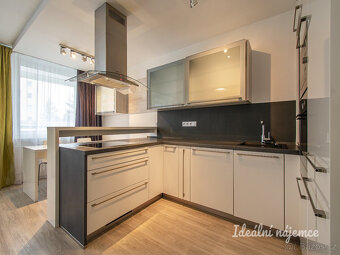 Pronájem bytu 3+kk, V Hůrkách, Stodůlky, 27300 Kč/měs, 74 m2 - 2