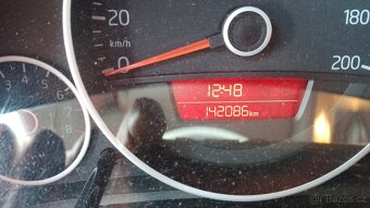 Volkswagen Up - 2