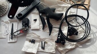Sada Shimano 105 Di2 2x12 R7100 - 2