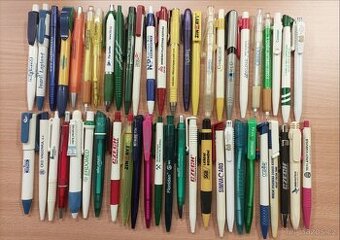 100× propisky (Města, země, farmaceutika apod.) - 2
