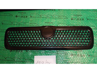 Milotec 189/PC děrovaná mřížka ABS karbonový design Škoda Oc - 2