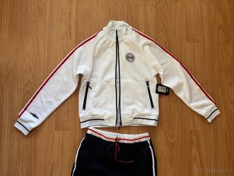 Tepláková souprava UMBRO. - 2