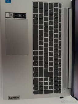 Lenovo IdeaPad Slim 5 16IAH8 – jako nový, v záruce - 2
