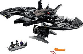 Lego Batman 76161 Batwing 1989 lze pověsit na zeď - 2