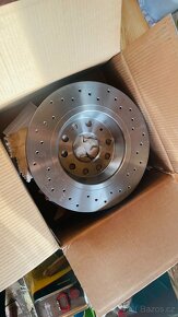 Zadní brzdové kotouče Brembo Max Sport Škoda Octavia 2 RS - 2