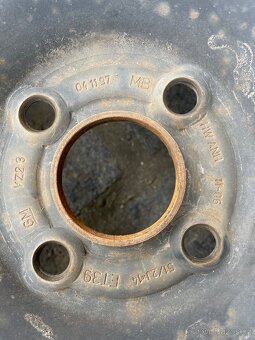 Zimní pneu + pl. disky 175/65 R14 - 2