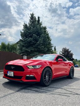 Ford Mustang - 2