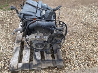Motor vw golf 4 ATN 1.6 77kw - 2