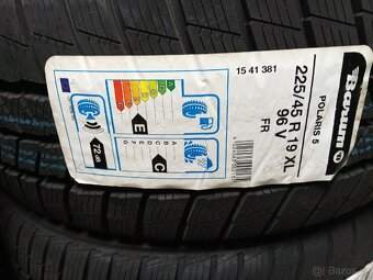 225/45 R19 XL Nové Barum Zimní - 2