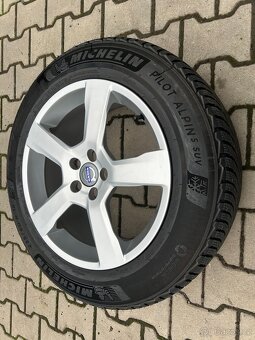Volvo XC90 I originál alu 18 zimní kola 235/60 - 2