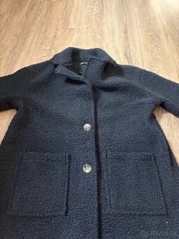 Černý kabát značky Italy new collection - 2