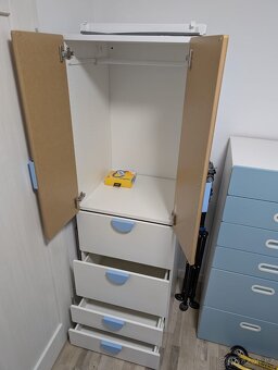 SMÅSTAD / PLATSA Šatní skříň, bílá - 2