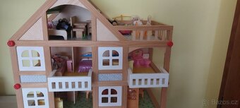 Domeček pro panenky. - 2