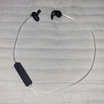 Bluetooth sluchátka se světelným efektem - 2