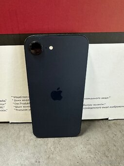 Apple iPhone 16e - 2