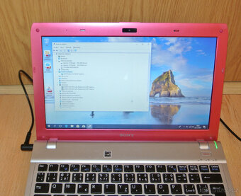 Notebook Sony Vaio, 4GB RAM/500GB HDD, grafika Radeon, Win10 - 2