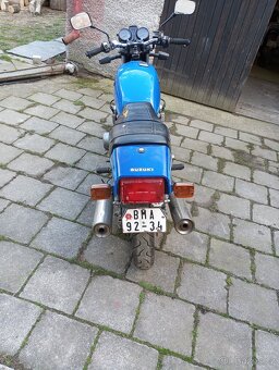 Suzuki GS 500E - 2