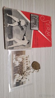 Cvičná puška na Šerm bodákem + učebnice + medaile - 2