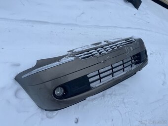 Nárazník Citroen xsara picasso - 2